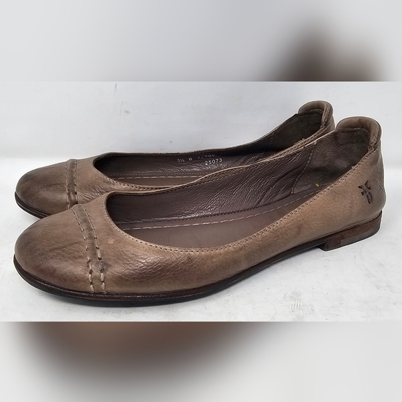 Frye Women's Carson Taupe Casual Flats Round Toe Size 5.5 B - Picture 1 of 11